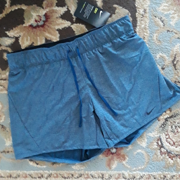 3x*Host Pick*Nike dri-fit ladies shorts - Picture 11 of 16